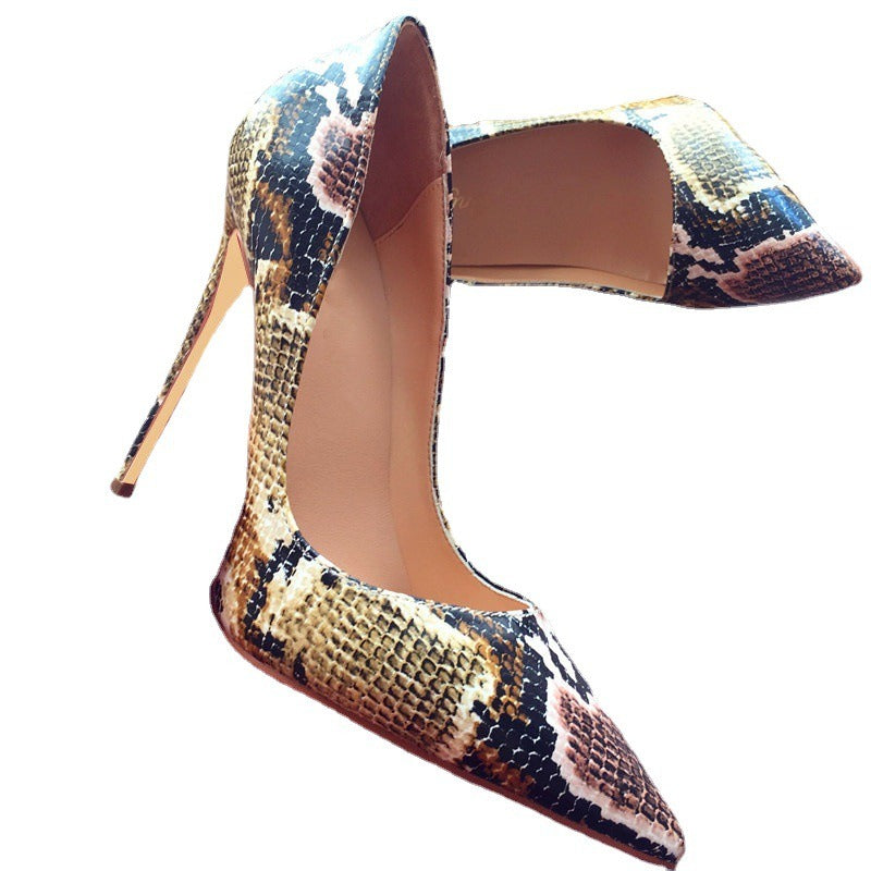 Snake Skin Pointed Shoes